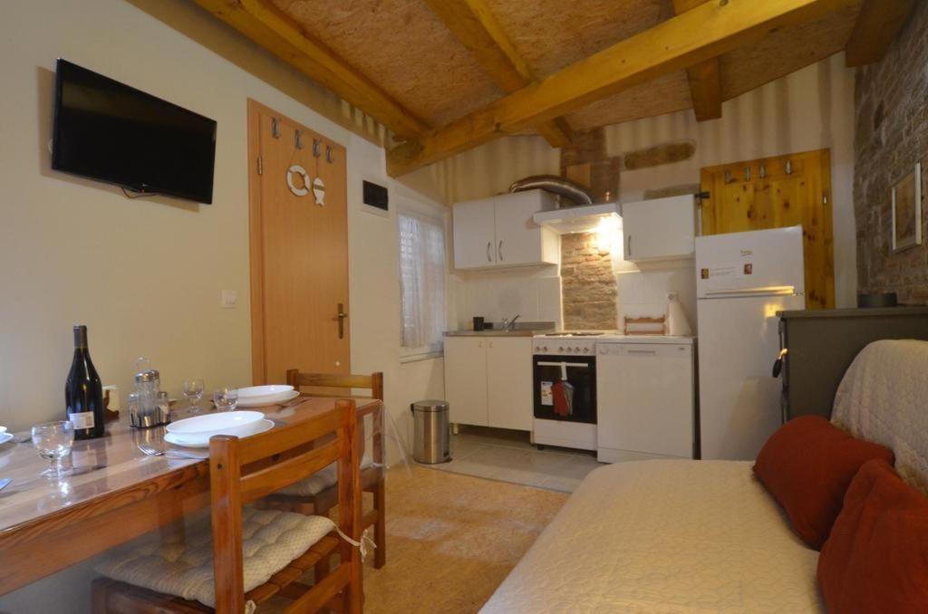 Studio Apartment La Maison De Catherine روفينج المظهر الخارجي الصورة