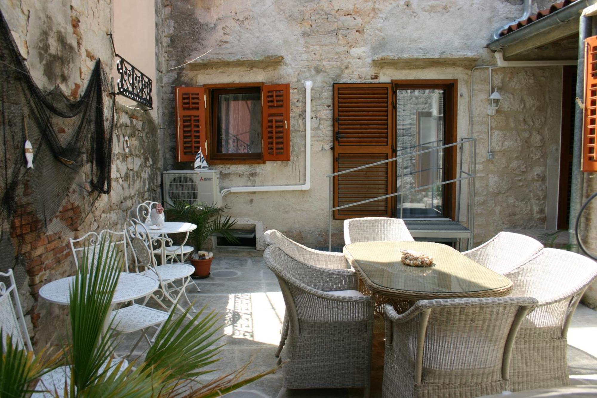 Studio Apartment La Maison De Catherine روفينج المظهر الخارجي الصورة