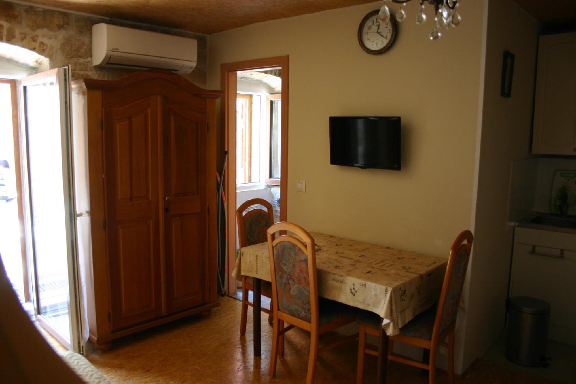 Studio Apartment La Maison De Catherine روفينج المظهر الخارجي الصورة