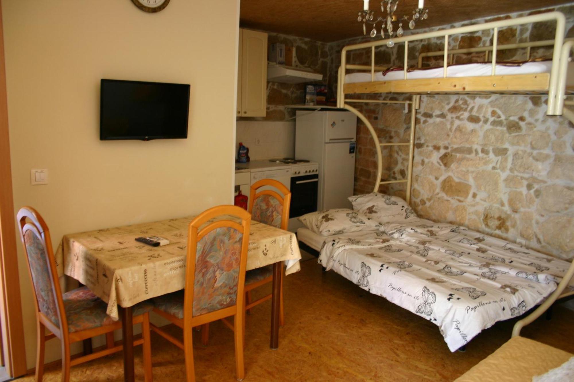 Studio Apartment La Maison De Catherine روفينج المظهر الخارجي الصورة